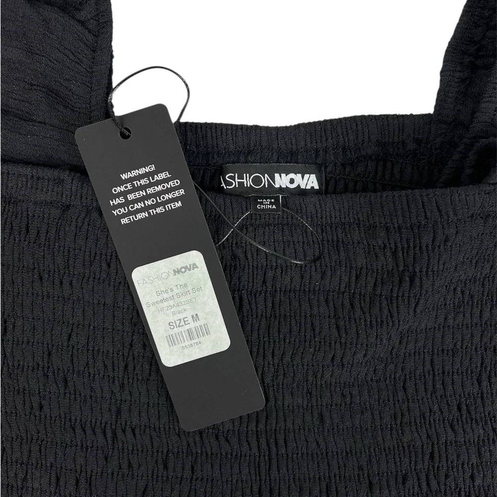 Fashion Nova She's The Sweetest Black Smocked Crop Top Size Medium - Picture 7 of 9